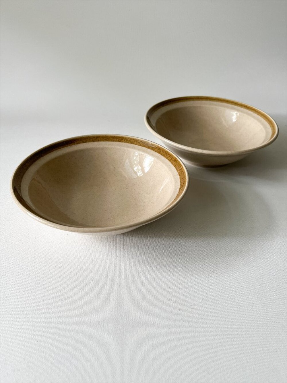 2 Vtg Country Living Stoneware Japan Cereal Soup Bowls 6-5/8" Brown Speckled